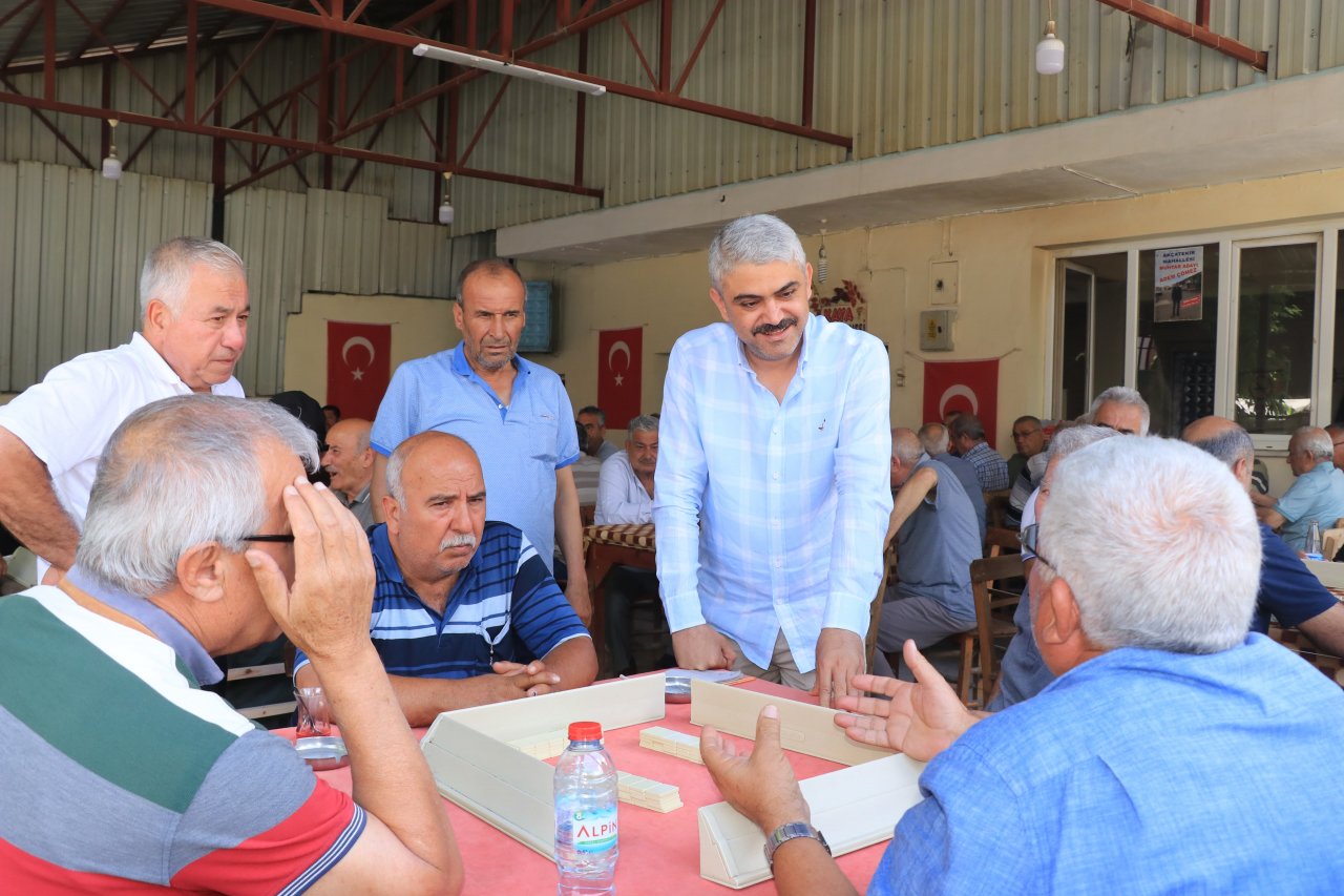 BAŞKAN AVAN, BAYRAMI POZANTILILARLA GEÇİRDİ