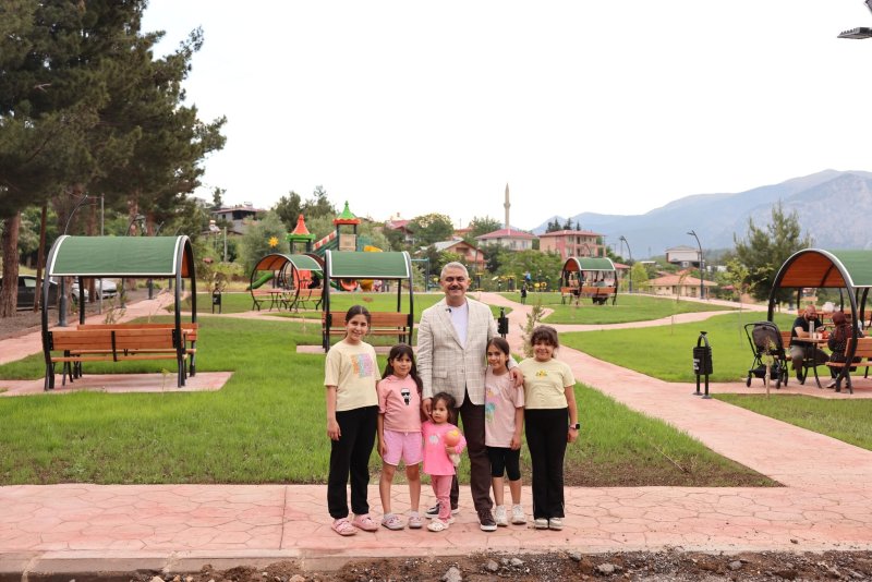 POZANTI’YA YENİ BİR PARK DAHA: ALPU ŞEHİTLER PARKI HİZMETE AÇILDI